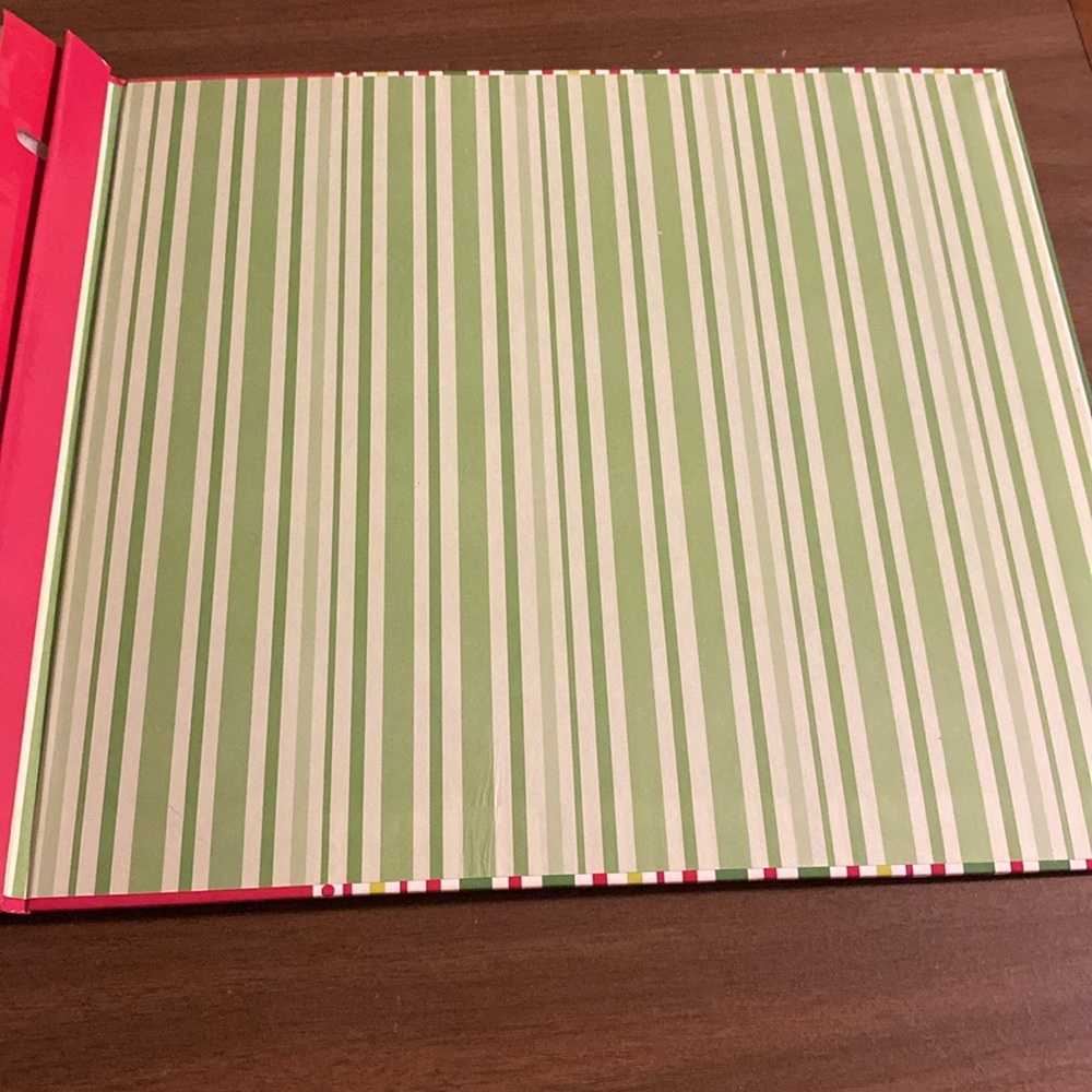 Holiday Stripes Scrapbooking Binder - Picture 7 of 7